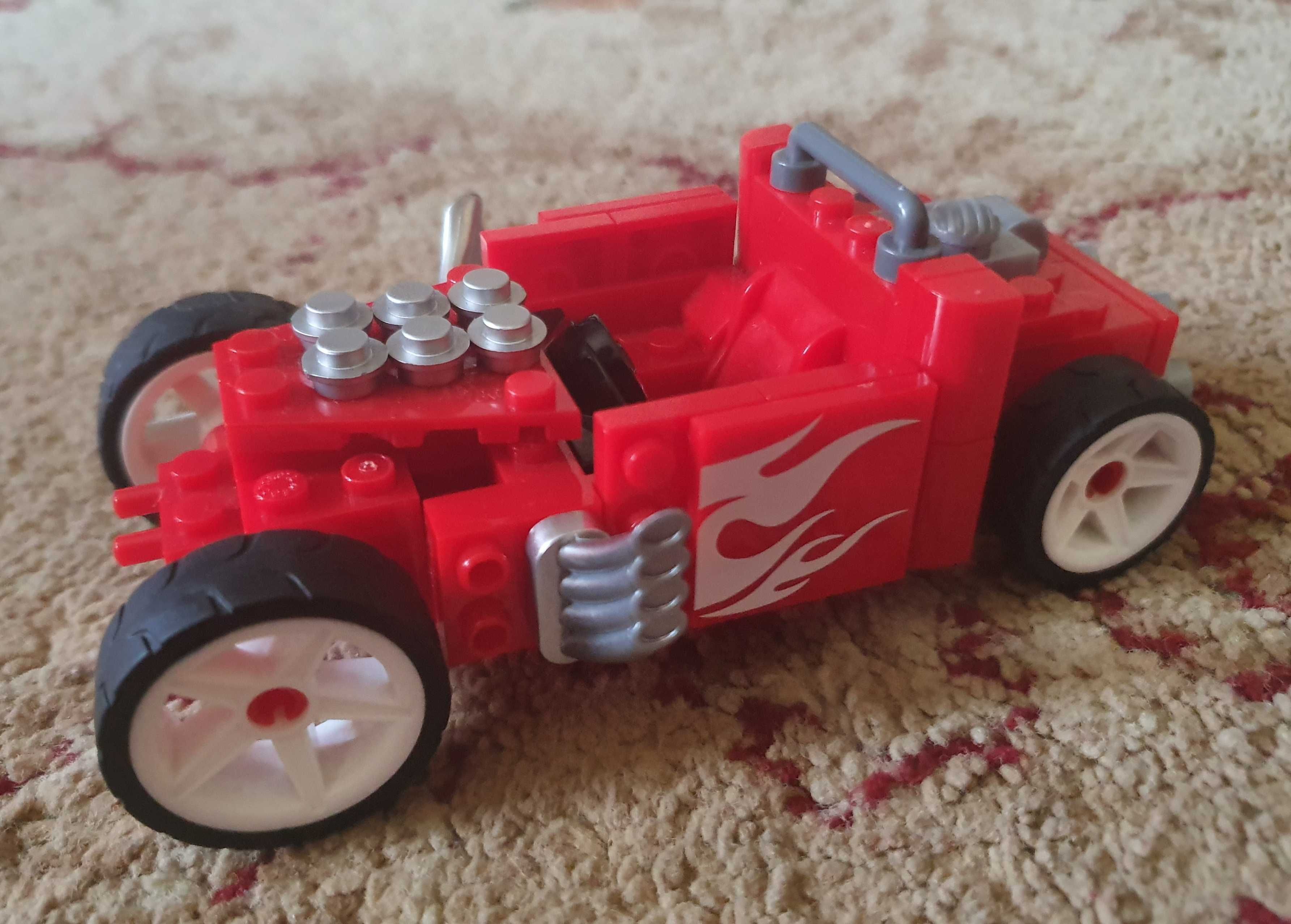 2  Carros  de Lego