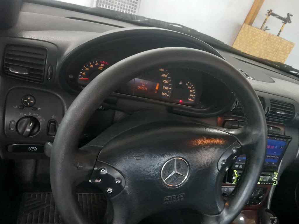 Mercedes c220 automático aceito troca