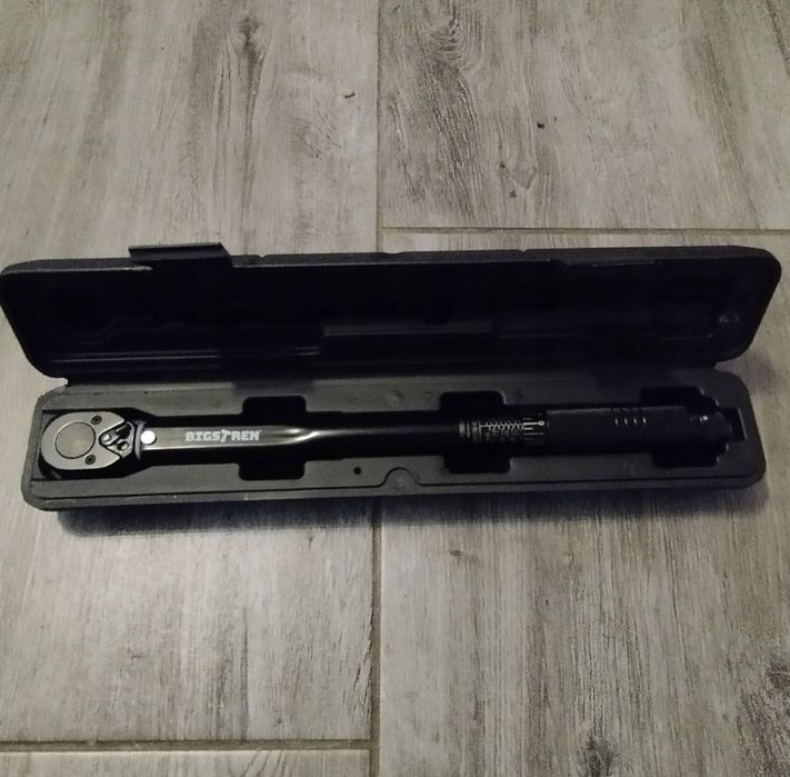 Nowy Klucz Dynamometryczny 3/8 " 7-112nm z Blokadą Etui