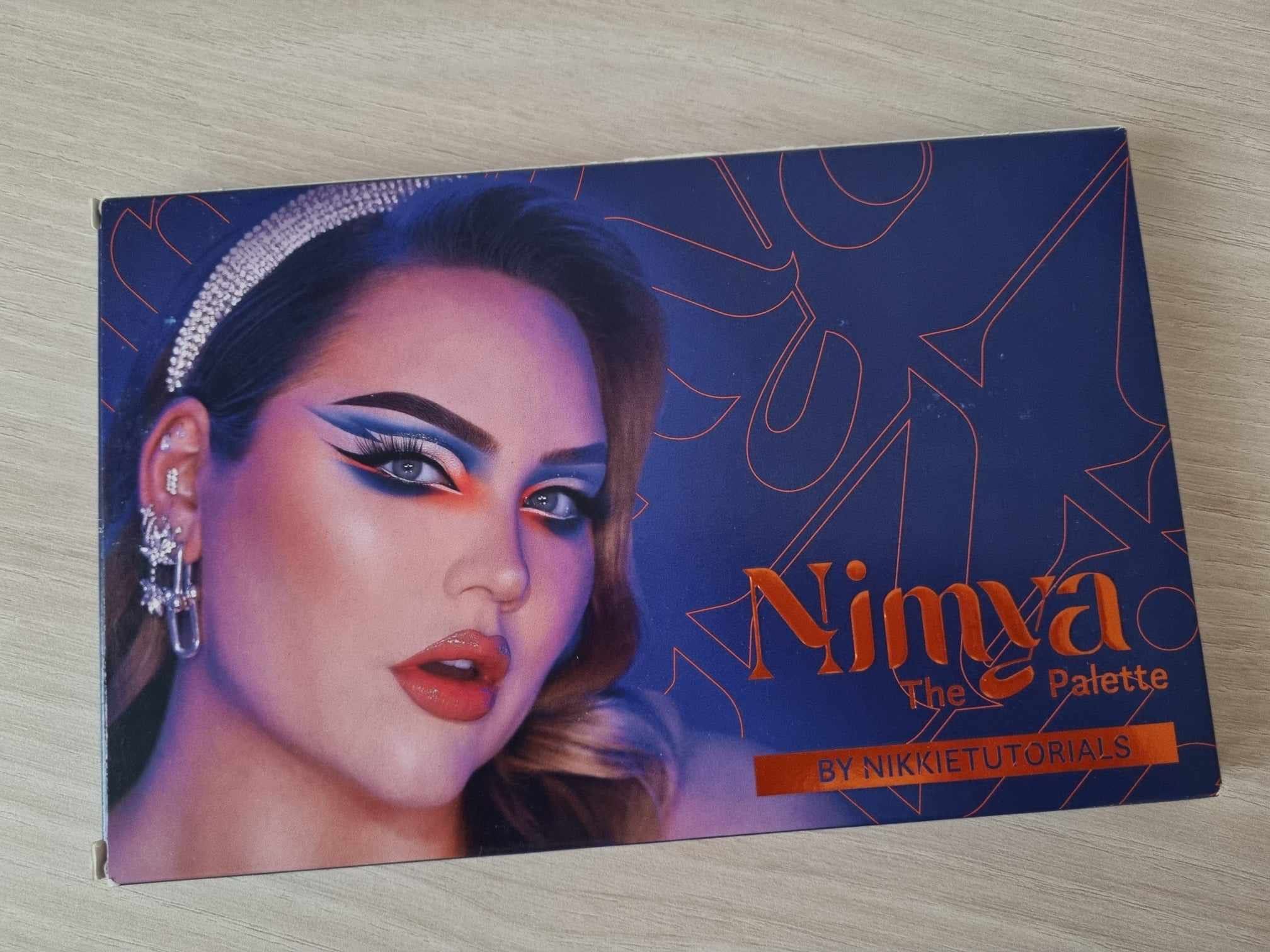 Nimya Palette by NikkiTutorials, paleta cieni do powiek