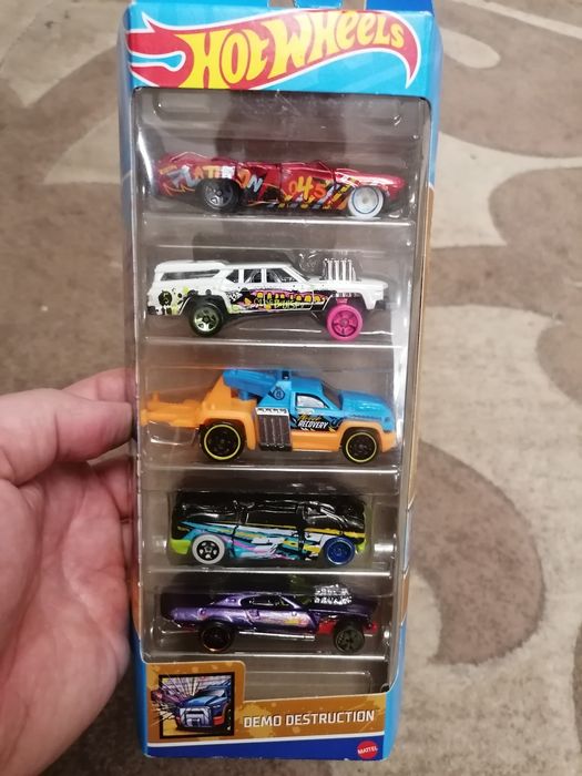 Hot Wheels машинки хот вілс