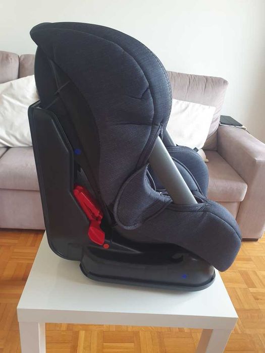 Cadeira de criança para carro, como nova. Marca TEX