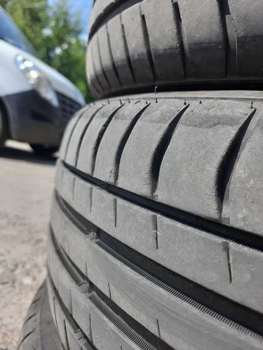 Шини 225/55/17 Triangle EffeXSport