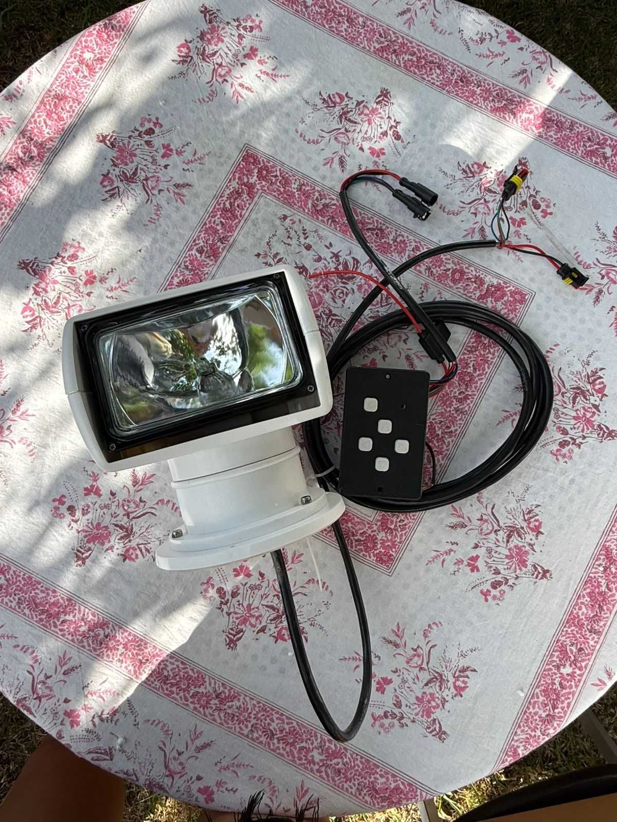 Marine remote controlled spotlight