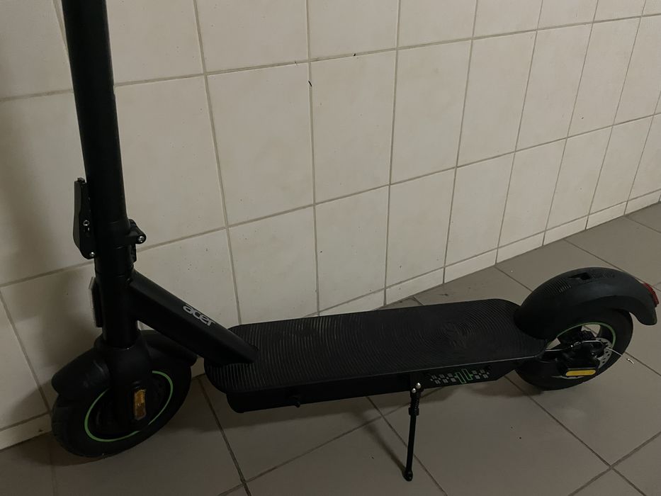 Электросамокат не дорого, ездила на нем раз 5, в отличном состоянии