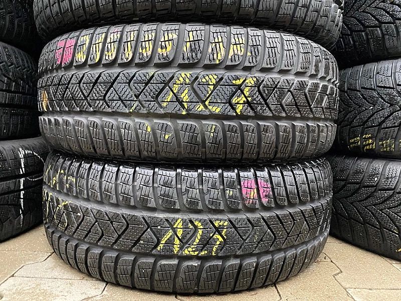 215/55r17 Pirelli SottoZero 3_6,8mm_4szt_(127)