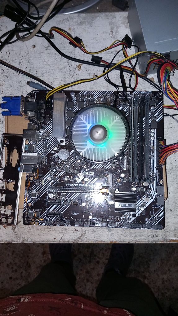 Płyta główna asus Prime b450 m-a ll 4gb ddr athlon 3000g am4