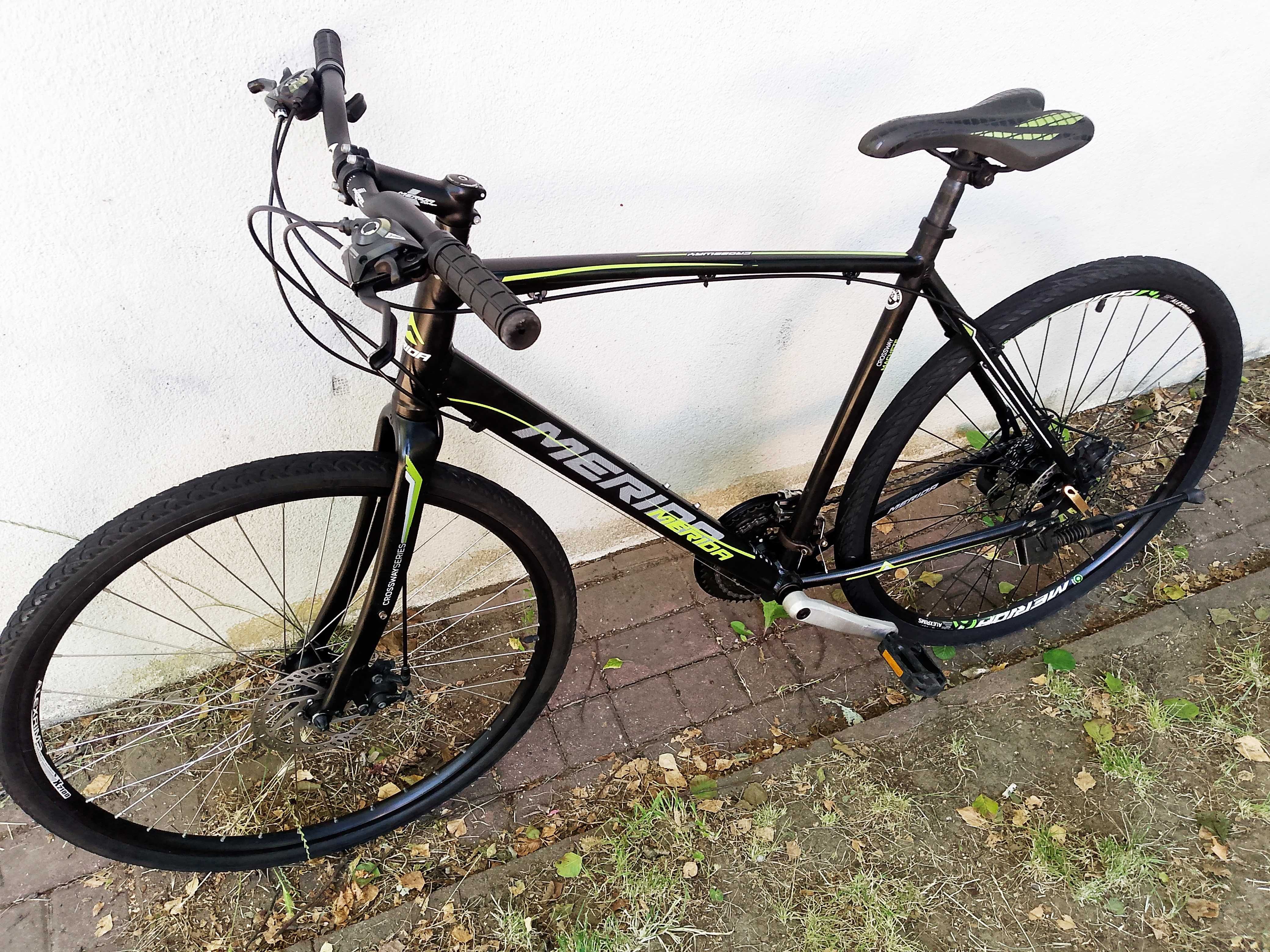 Rower trekkingowy 28c Merida, shimano acera, tarcze,13 kg, po sewisie