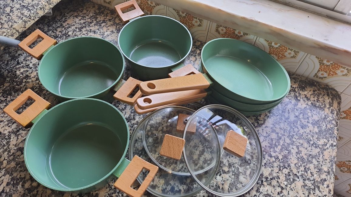 Conjunto 3 Caçarola 20cm e 3 Frigideira 24cmVerde com Cabos de Madeira
