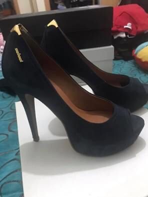 Sapatos plataforma Colcci