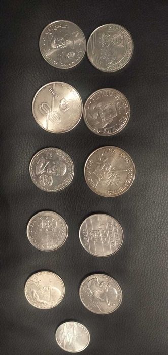 Moedas (escudos) antigas e raras