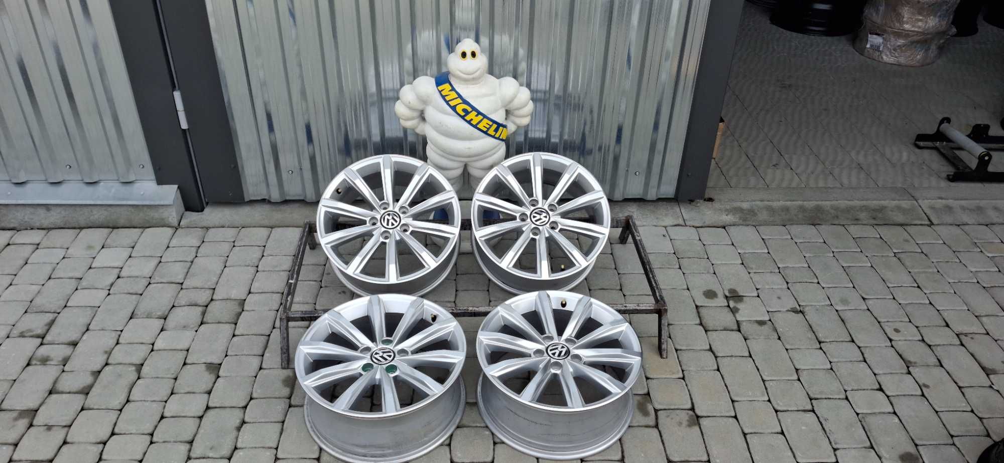 Диски VW London R17 5x112 7J ET40 Passat B7 B8  3G0 601 025 D