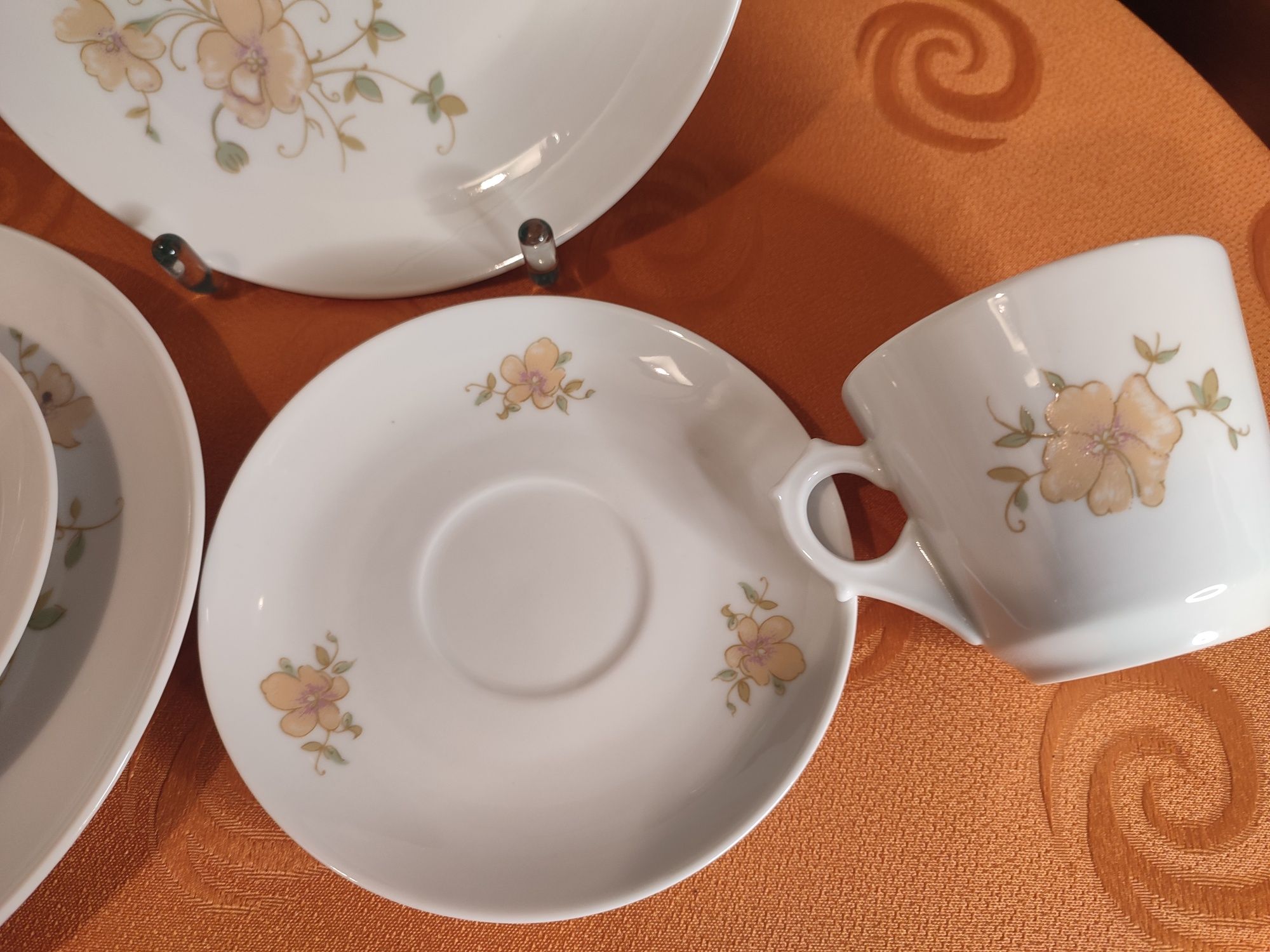 Śliczne stare trio porcelana Kahla