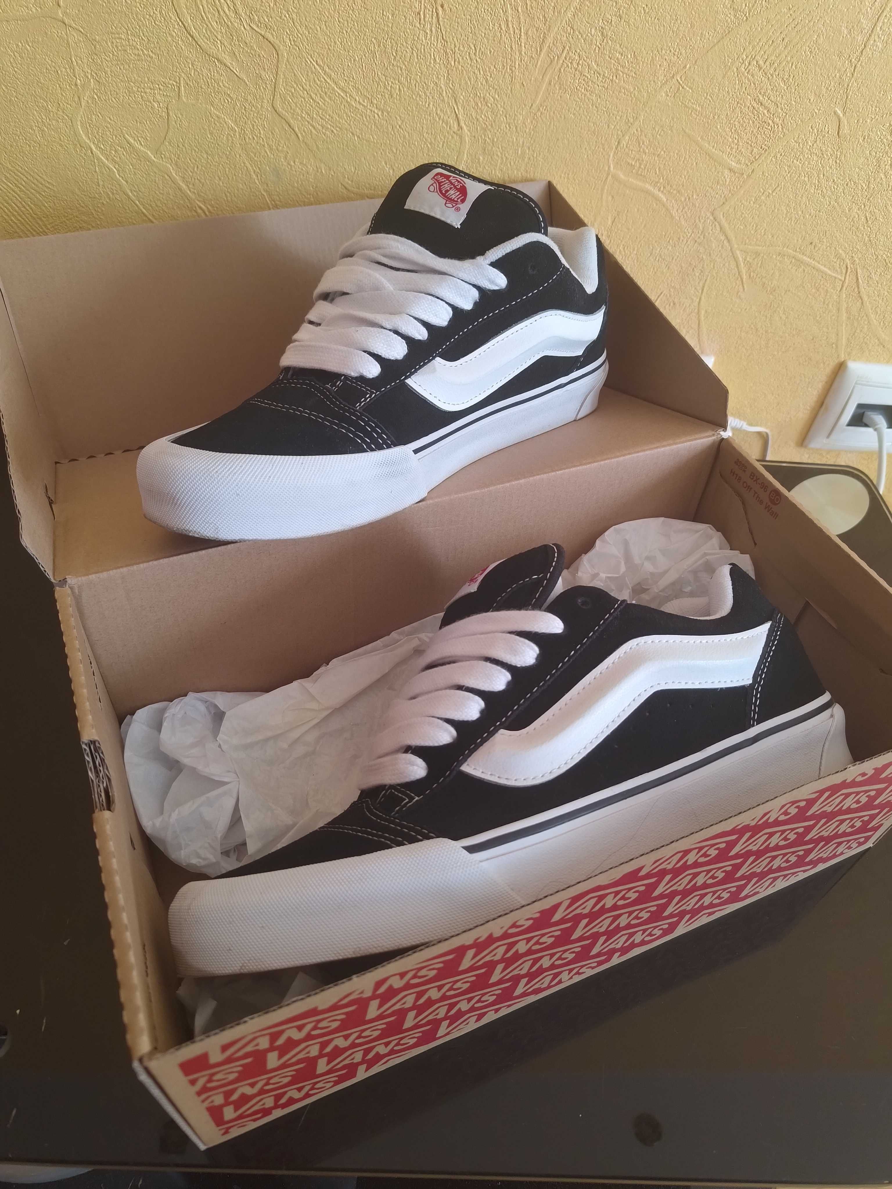 Кеды Vans Knu Skool Black White