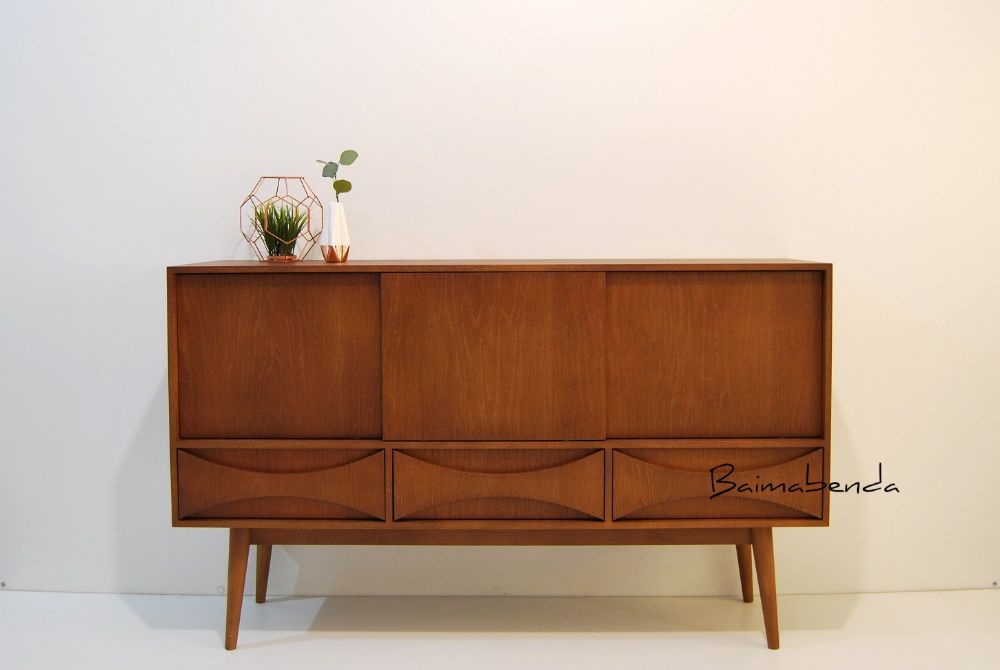 Móvel Aparador / Sideboard / Retro Vintage / Estilo Nórdico