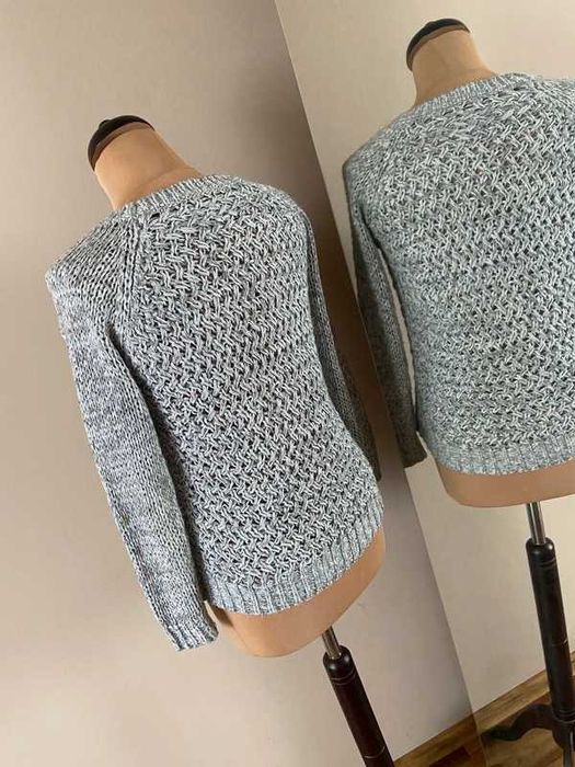 S m massimo dutti sweter pleciony splot warkocz szary srebrny dzianina