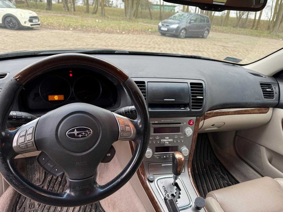 Subaru Legacy Outback 3.0 H6 + LPG 2008 4x4 Automat L.L Bean