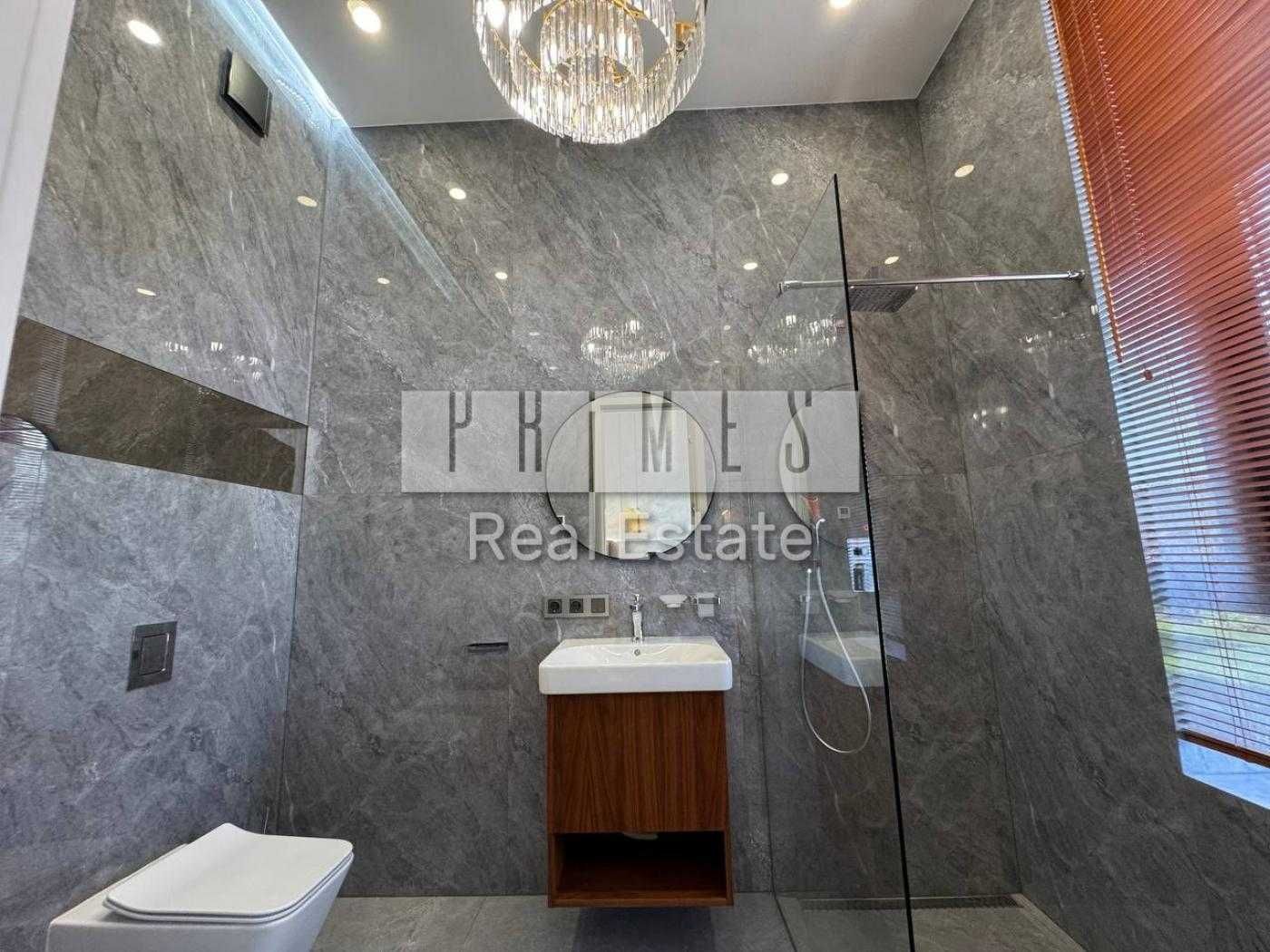 Продається  4-к  будинок площею 240 м² у КМ Green Town ,с. Крушинка