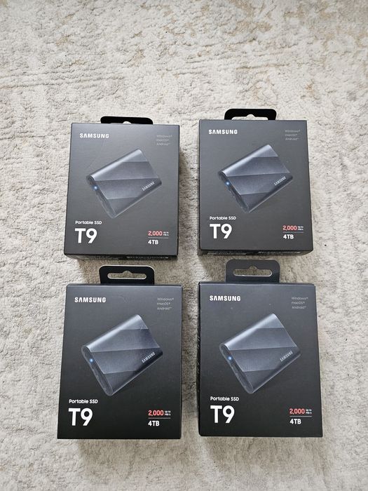 SSD диск Samsung Portable T9 4TB USB 3.2 Type-C Gen 2x2 (MU-PG4T0B/EU)
