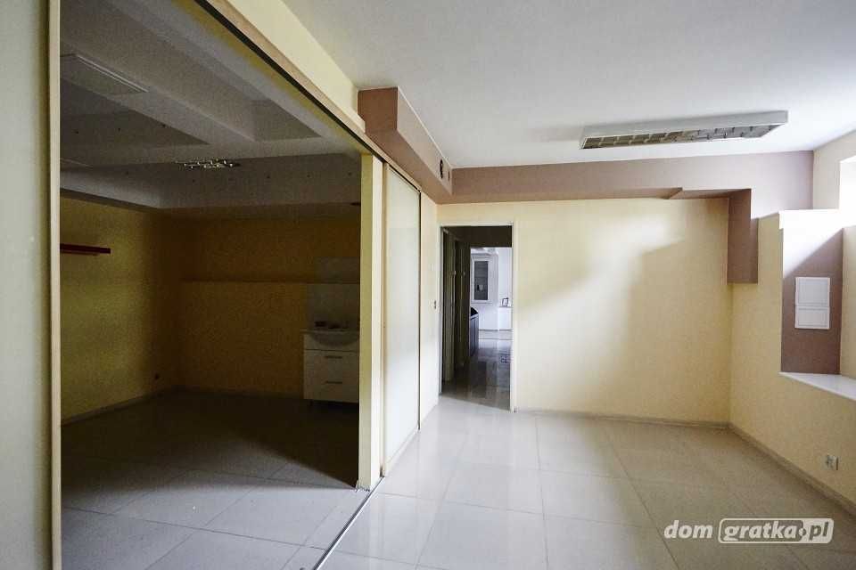Przestronny lokal usługowy Łódź ul. Leszczyńskiej, 108m, bezpośrednio