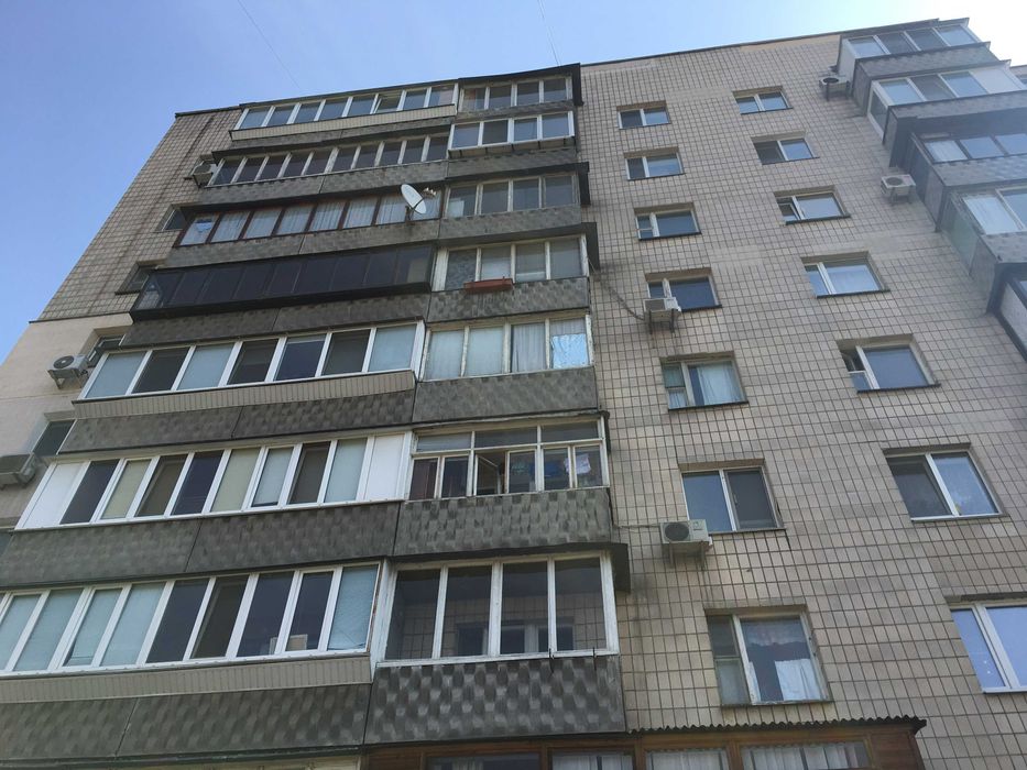 Оренда трикімнатної на Оболоні, Г. Дніпра 20б, Київ