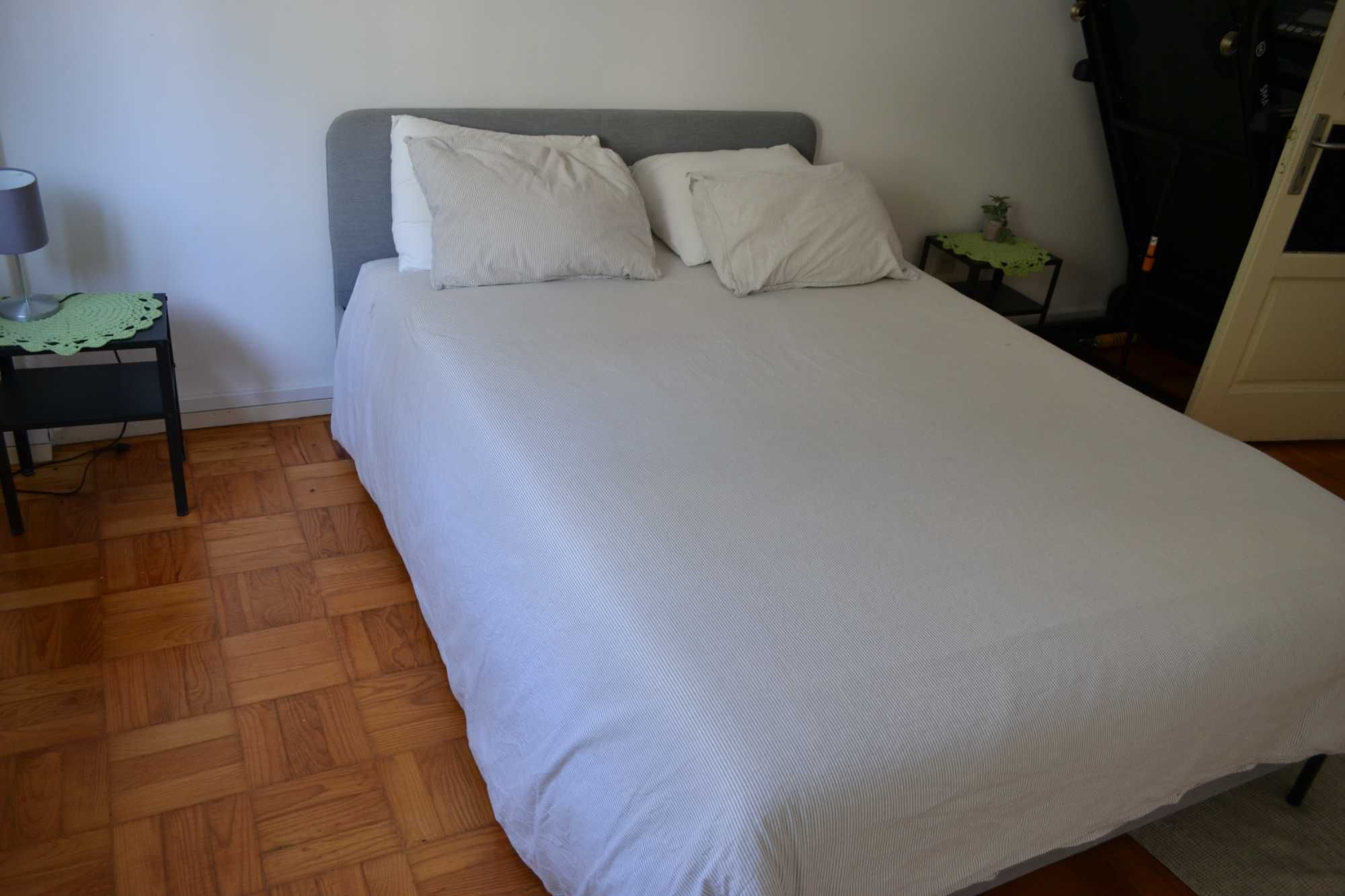 Estrutura de Cama Ikea SLATTUM 1,40x2,00m