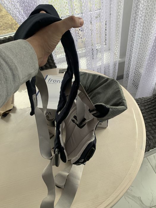 Продам переноску - кінгуру