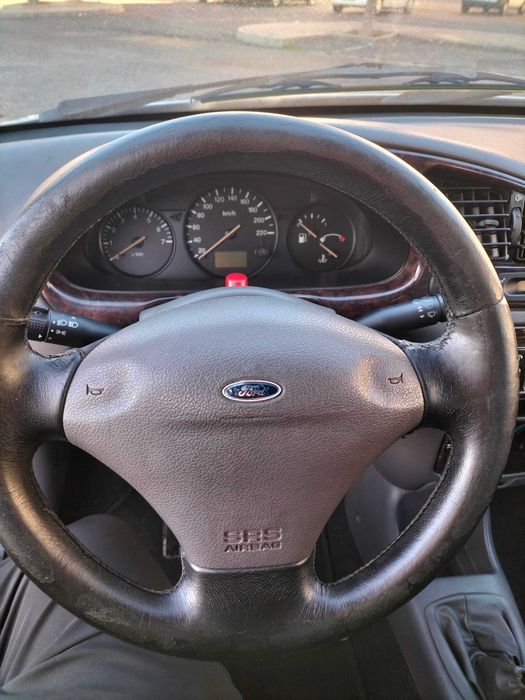 Ford Fiesta 1.25 Ghia - 2000 - inspeção até 26 de março de 2026