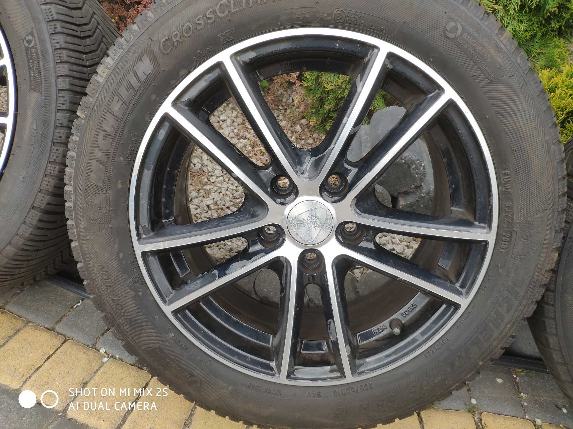 Opony Felgi Koła 205/55R16 Michelin 5x112 16 Aluminiowe całoroczne VW