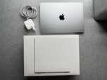 Macbook Air M2 16gb RAM 512Gb SSD stan idealny, malo używany, 44 cykli