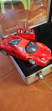 Miniatura Ferrari Enzo 1/16 Telecomandado