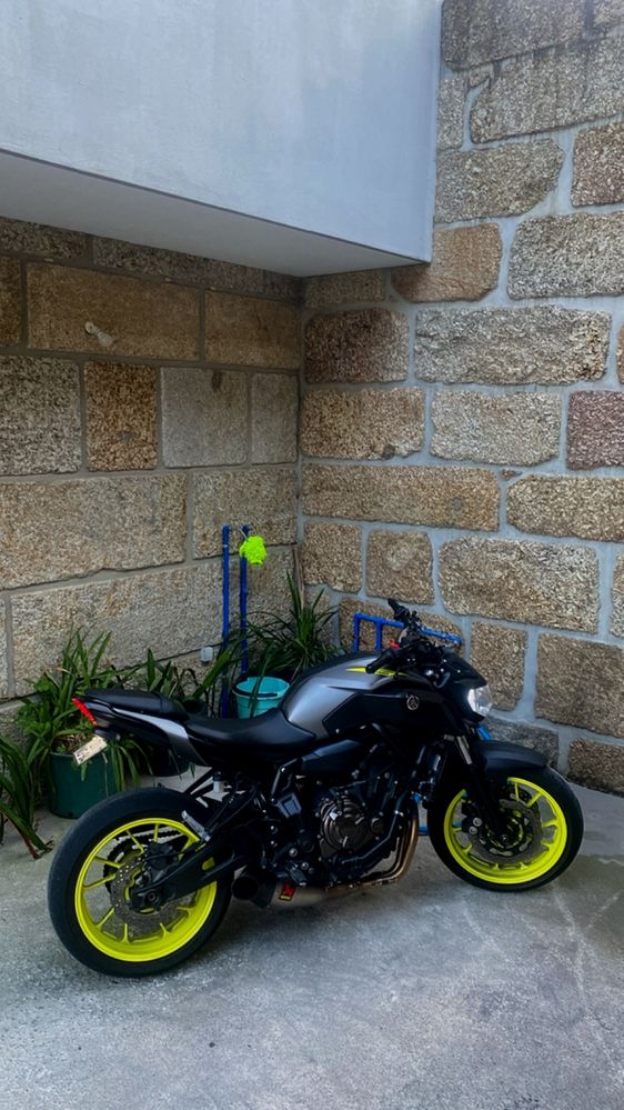 Yamaha MT-07 35KW(Deslimitada)