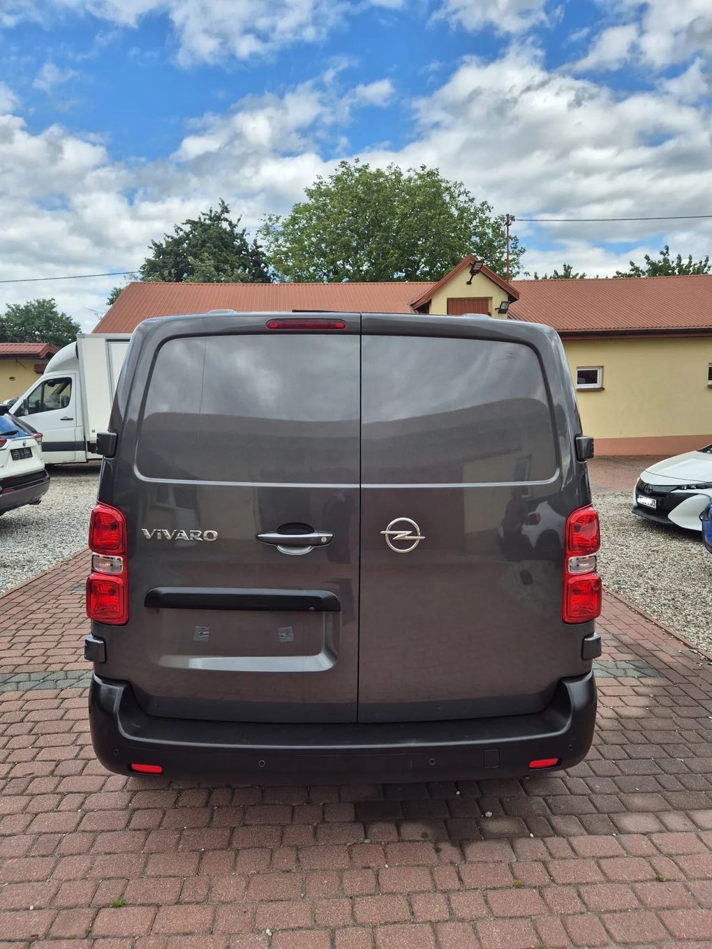 Opel VIVARO 2.0 Automat  2.0 CDTI 177KM Automat Szwajcar