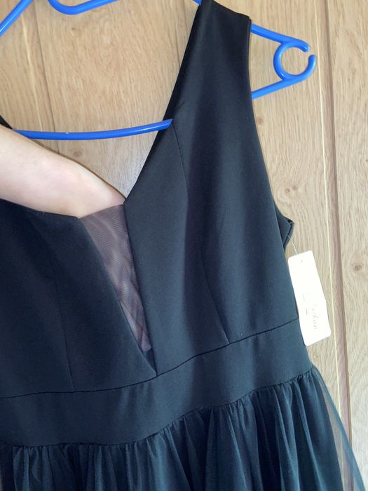 Elegancka sukienka