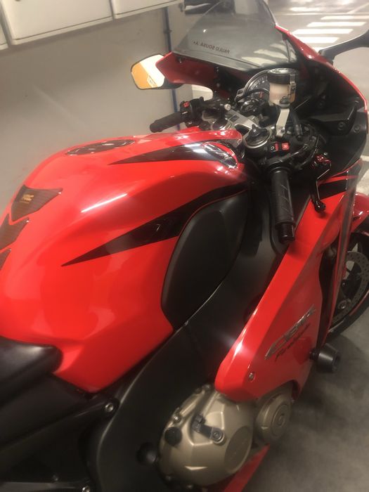 Cbr1000rr 2010.
