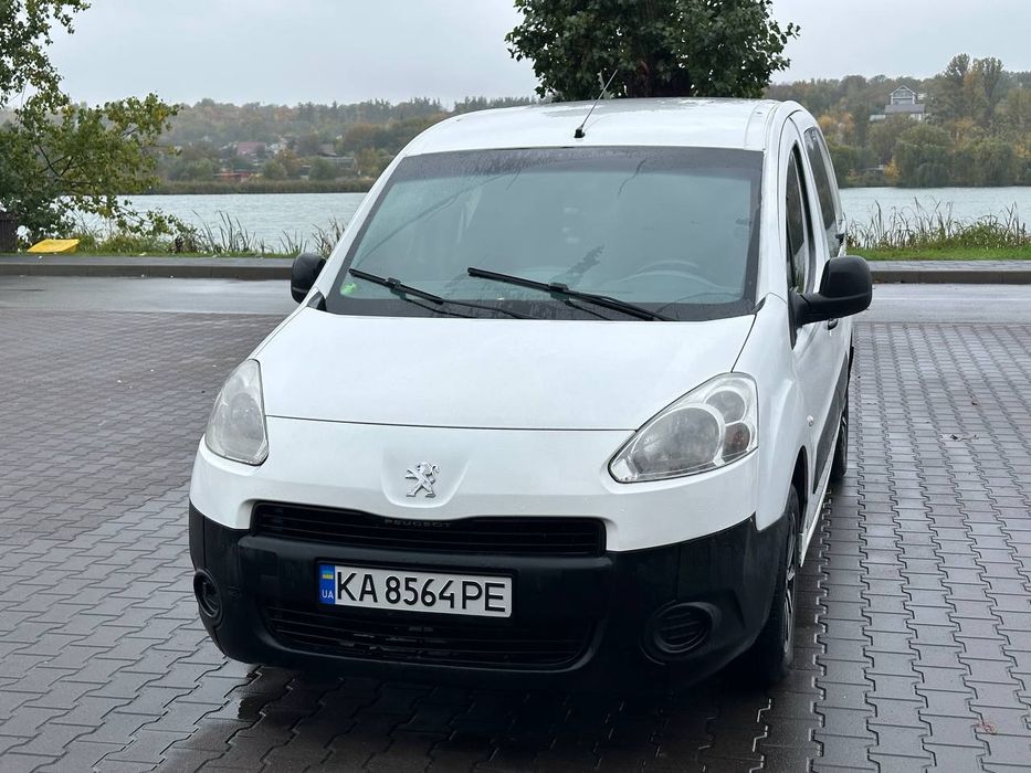 Peugeot Partner 2013 рік