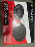 Colunas kenwood 600 W novas