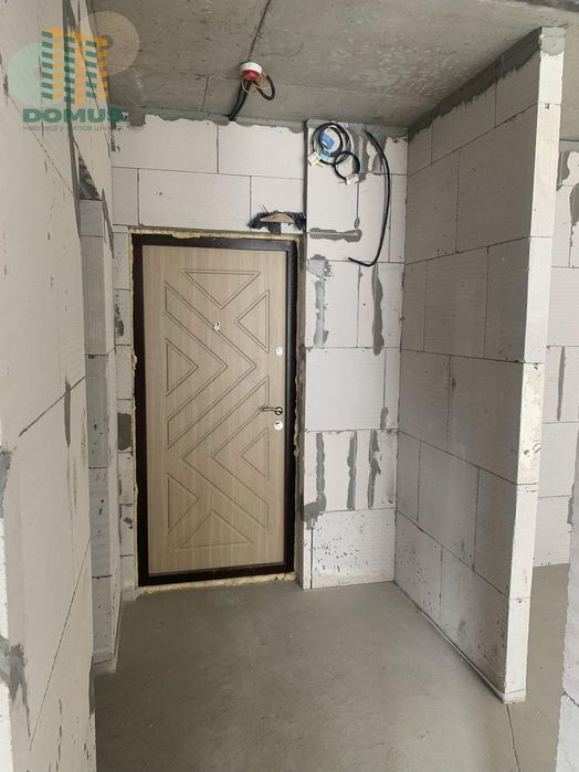 Продам 1 комн на Таирова ЖК Акварель 8. Сданный дом. Панорамные окна.