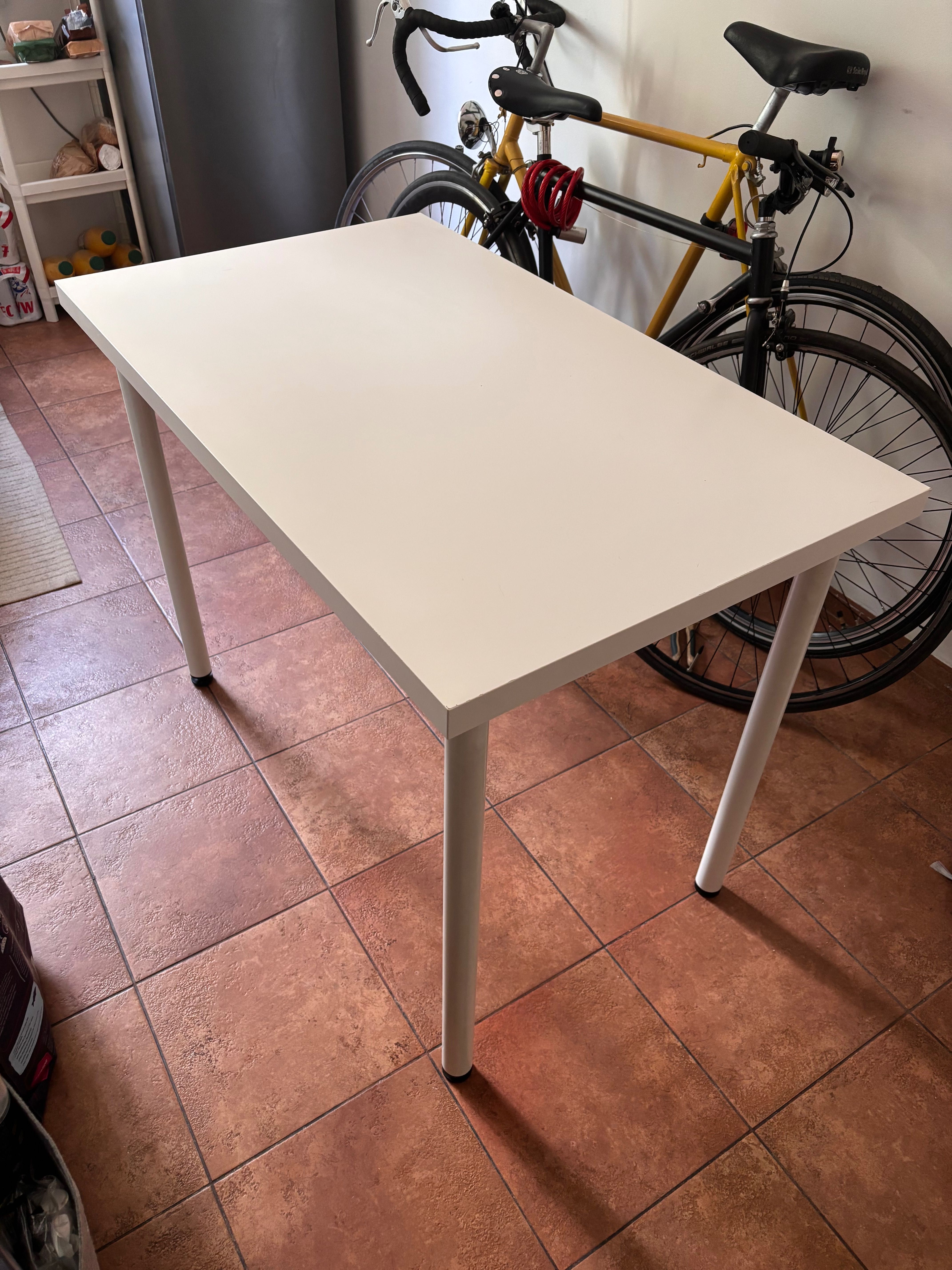 Biurko, stolik ikea linnmon 100*60 biały