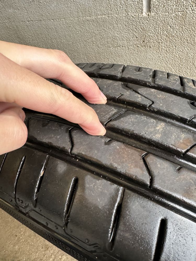 2 Pneus Hankook Ventus Prime 3 (Semi-novos)