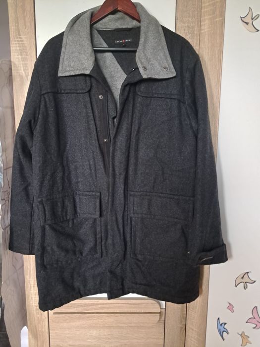 płaszcz męski zapinany na zamek