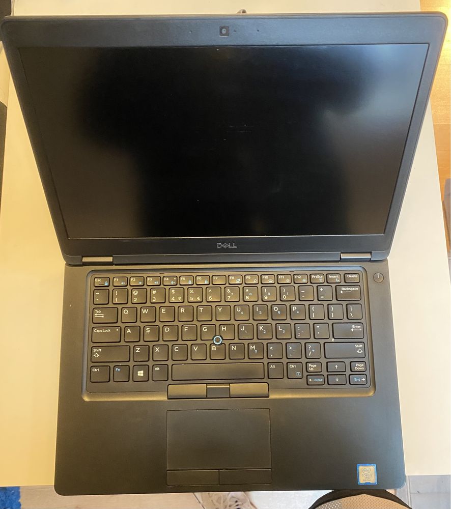 Laptop DELL latitude 5490