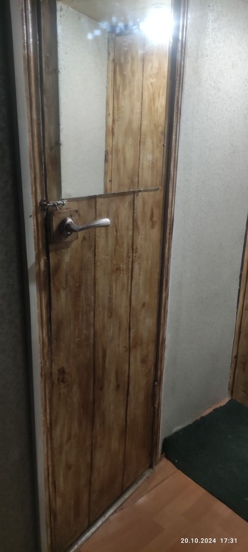 Хозяин. Продам, обменяю гостинку со своим санузлом