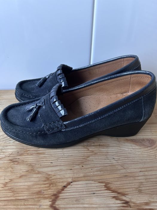 Sapato loafer em pele