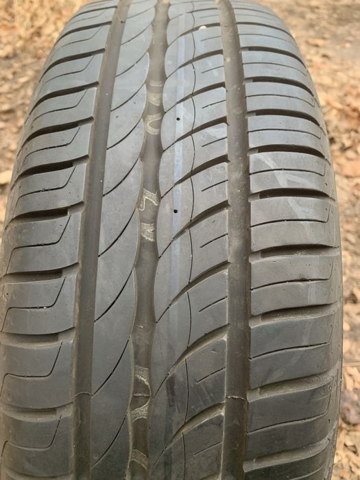 185/60/r15 pirelli  диск 5*100 было на запаске ставилось 1 раз