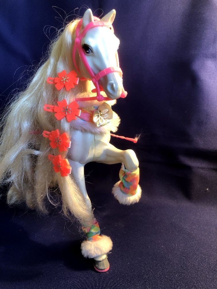 Barbie и Snowdance Horse Mattel 1991 год