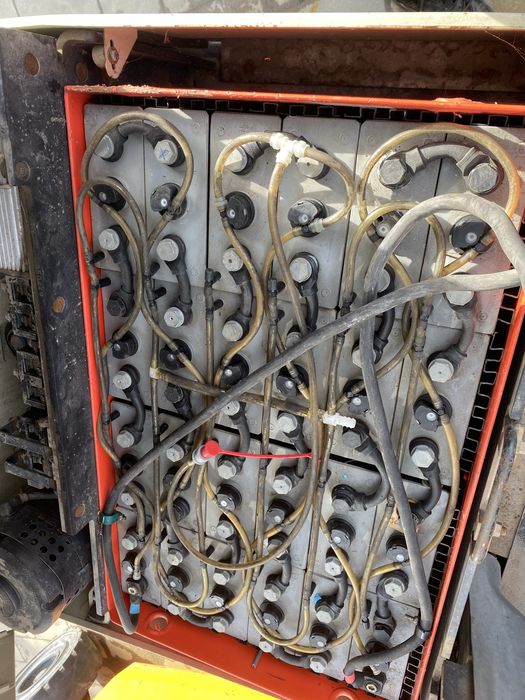 Wózek widłowy elektryczny Crown SC3016 Triplex Wolny skok 1999r.