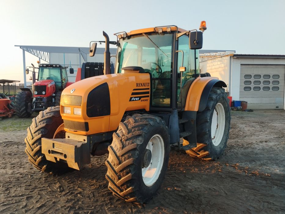 Renault Ares 640RZ