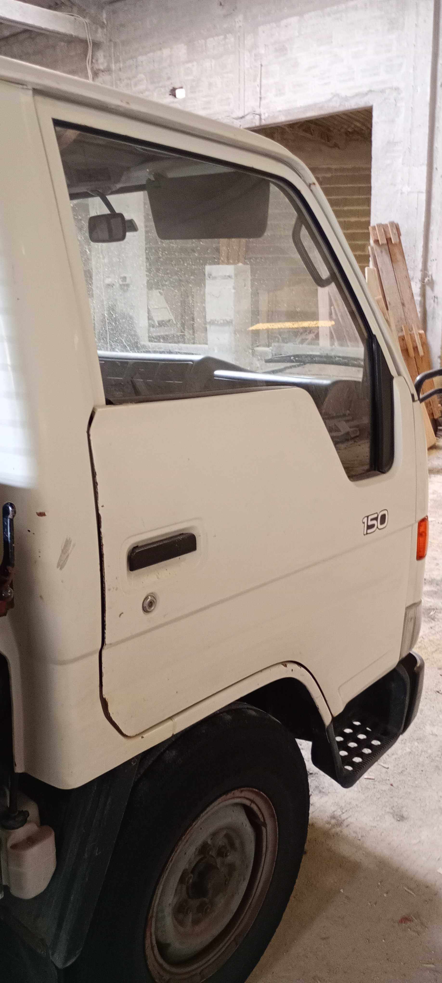 Toyota Dyna 150 (Carrocaria nova, 1997, 235 500 km)