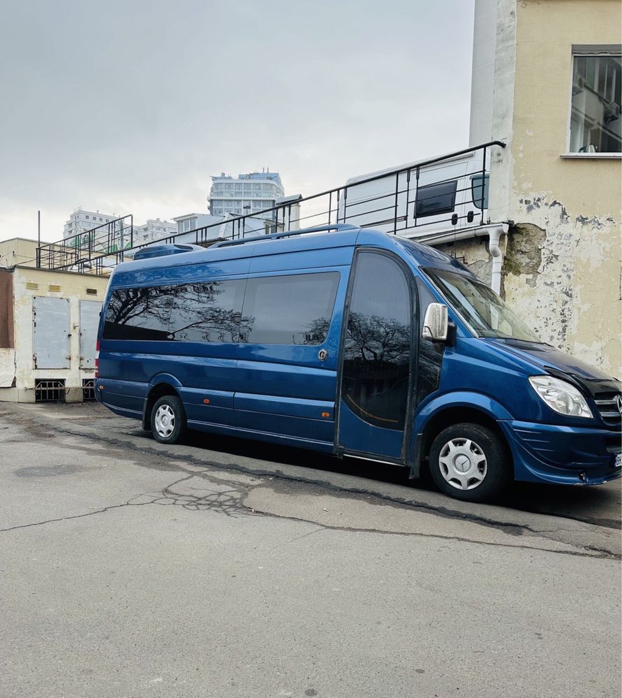 Аренда автобуса Mercedes Sprinter(конд)